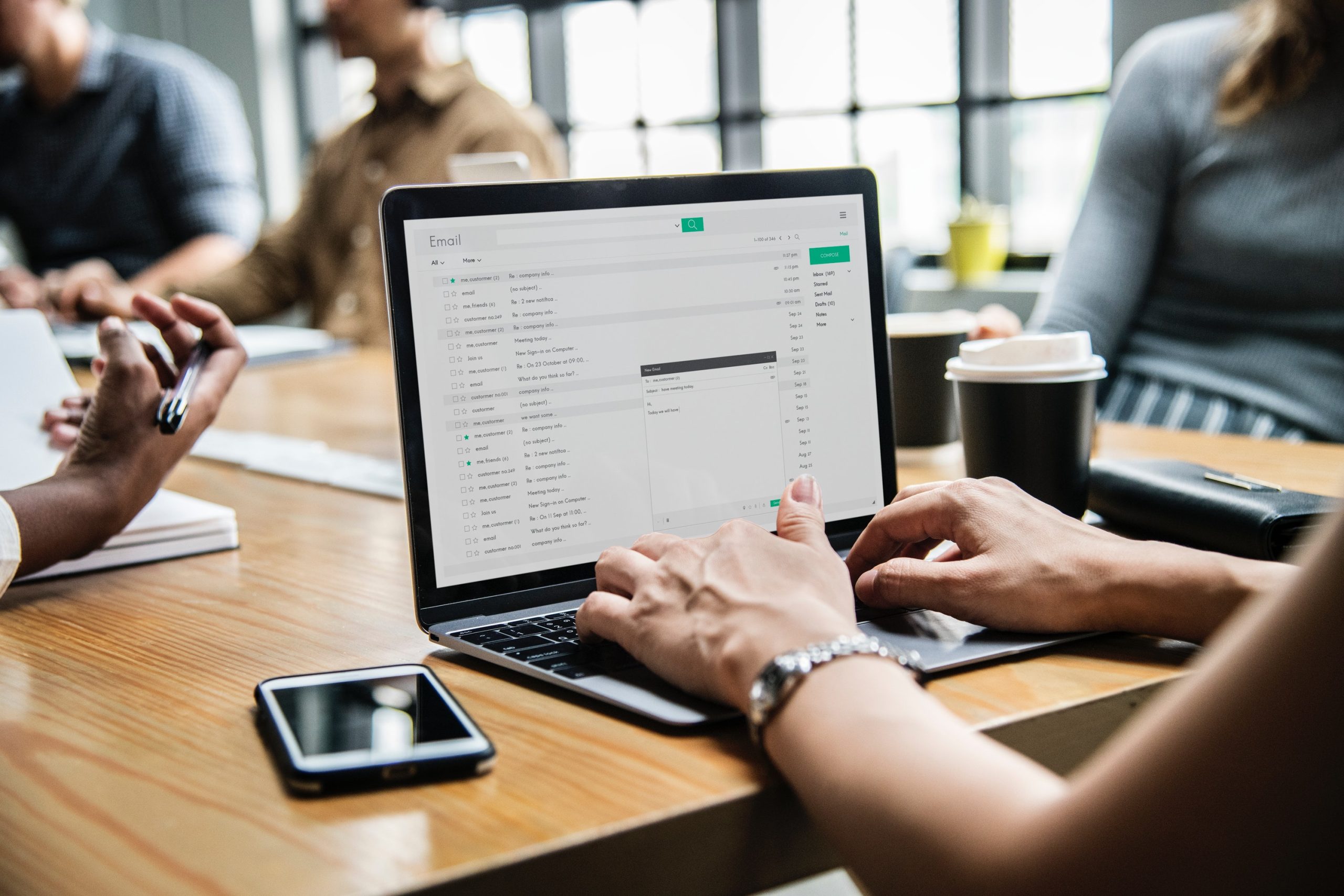 The Do’s and Don’ts of Negotiating Over Email